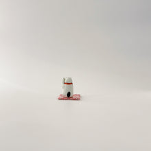 画像をギャラリービューアに読み込む, 星の谷窯 Hoshinotani Kiln/  置物 招き猫 (小)  Cat Figure Beckoning Cat (S)