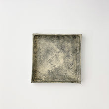 画像をギャラリービューアに読み込む, 4108 Taeko KAJIHARA 梶原妙子 /Square Plate M  粉打(黒)立縁正方皿 (中)