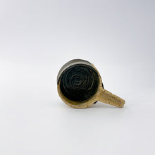 画像をギャラリービューアに読み込む, 1002 Taeko KAJIHARA 梶原妙子 /Sake Decanter Katakuchi Different Soil Pattern 一合片口