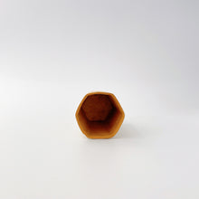 画像をギャラリービューアに読み込む, 3601 Taeko KAJIHARA 梶原妙子 / Hexagonal Tall Cup  六角カップ 粉打(橙)