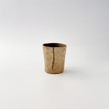 画像をギャラリービューアに読み込む, 3203 Taeko KAJIHARA 梶原妙子 / Cup M 粉打(赤) 湯呑