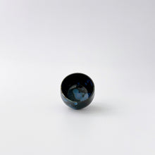 画像をギャラリービューアに読み込む, 505 井上祐希 Yuki INOUE / Sake Cup Blue Drip 天目青釉滴ぐい呑み