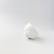 画像をギャラリービューアに読み込む, 中尾純 Jun NAKAO / 白磁ひねり湯呑 Japanese Tea Cup 0208