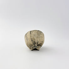 画像をギャラリービューアに読み込む, 3110 Taeko KAJIHARA 梶原妙子 /Bowl S 粉打(黒)寄せ足椀(小)