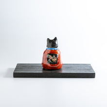 画像をギャラリービューアに読み込む, 星の谷窯 Hoshinotani Kiln/ 置物 着物女将おきもの Cat Figure Wearing Kimono