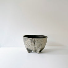 画像をギャラリービューアに読み込む, 3108 Taeko KAJIHARA 梶原妙子 /Bowl L 粉打(黒)寄せ足椀(大)