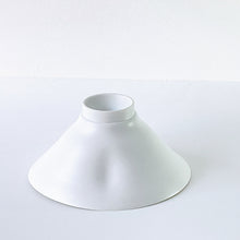 画像をギャラリービューアに読み込む, Hisaki SHOMURA 庄村久喜 / 101 Footed Small Bowl 白妙磁高台小鉢