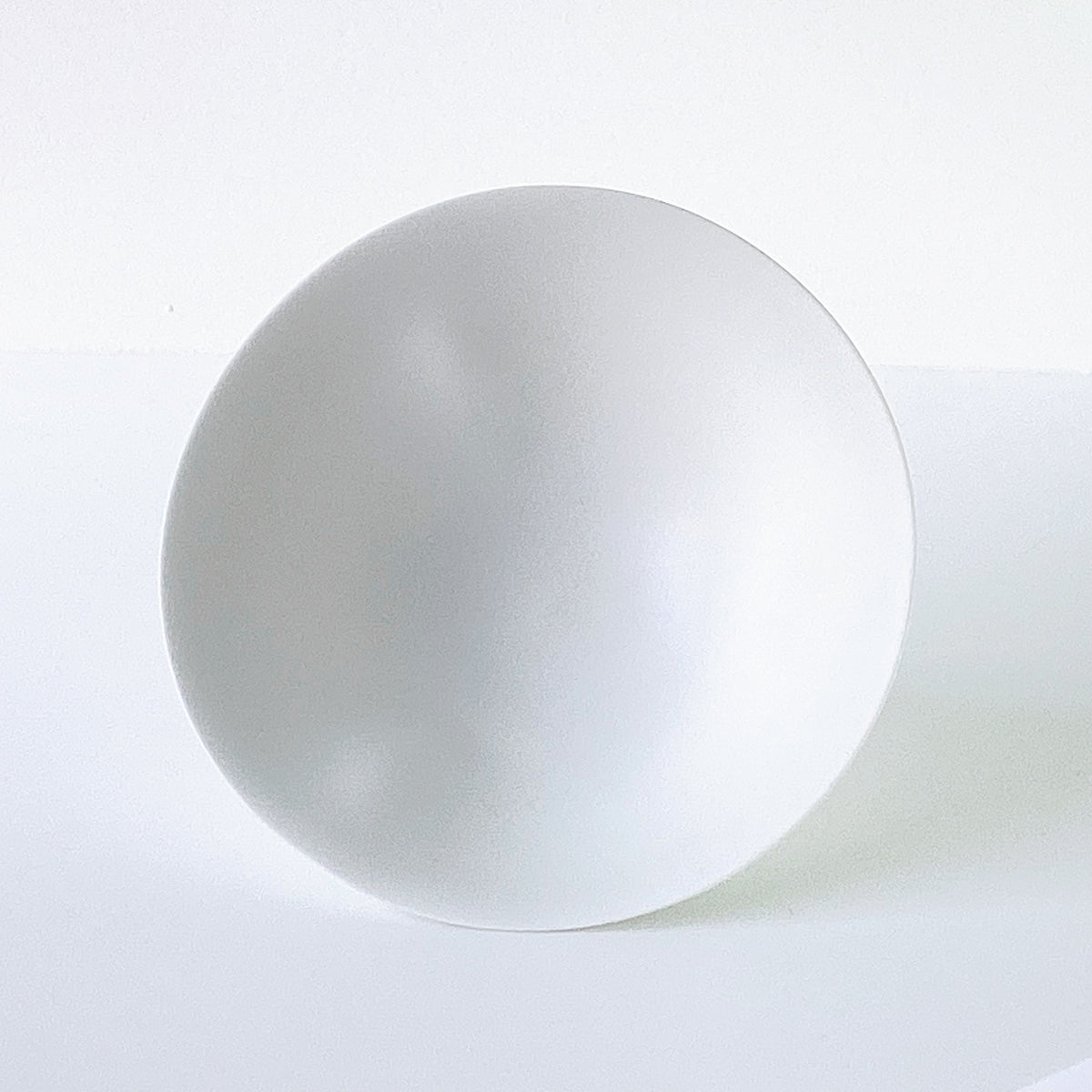 Hisaki SHOMURA 庄村久喜 / 040101 Footed Small Bowl 白妙磁高台小鉢