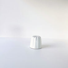 画像をギャラリービューアに読み込む, 皓洋窯 Kouyou Kiln / 420103 カヌカップS 渕さびバニラ(白)Canelé Cup S White