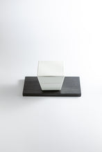 画像をギャラリービューアに読み込む, 青山窯 　磁器 お重（二段）　seizan0001
