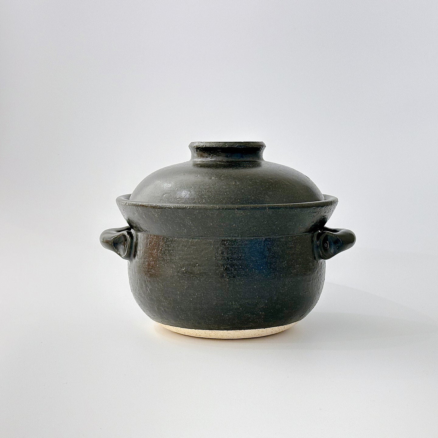 Anrakugama Black Glaze 3-cup 安楽窯 黒釉 3合 中蓋付取手付土鍋　