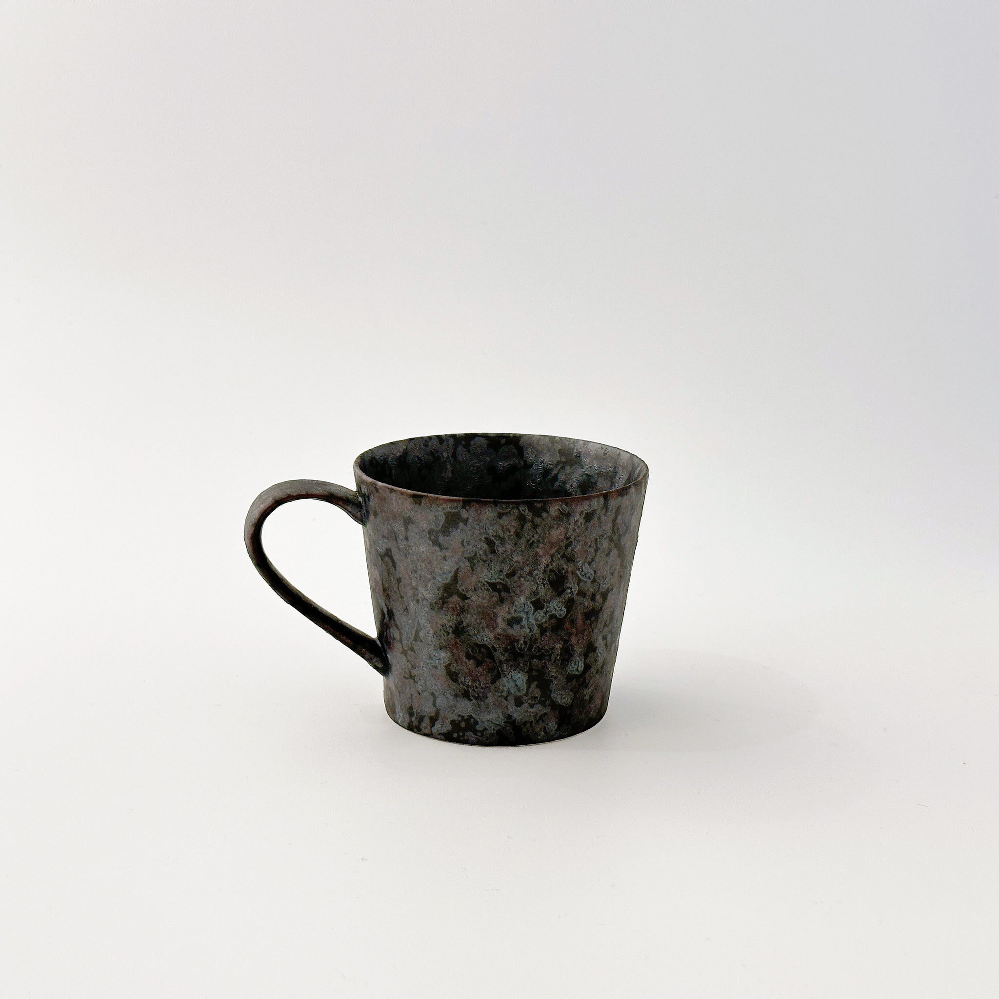 今峰陶器 卯山窯〉信楽透器 マーブル湯呑 グレー | 京和傘・照明・工芸