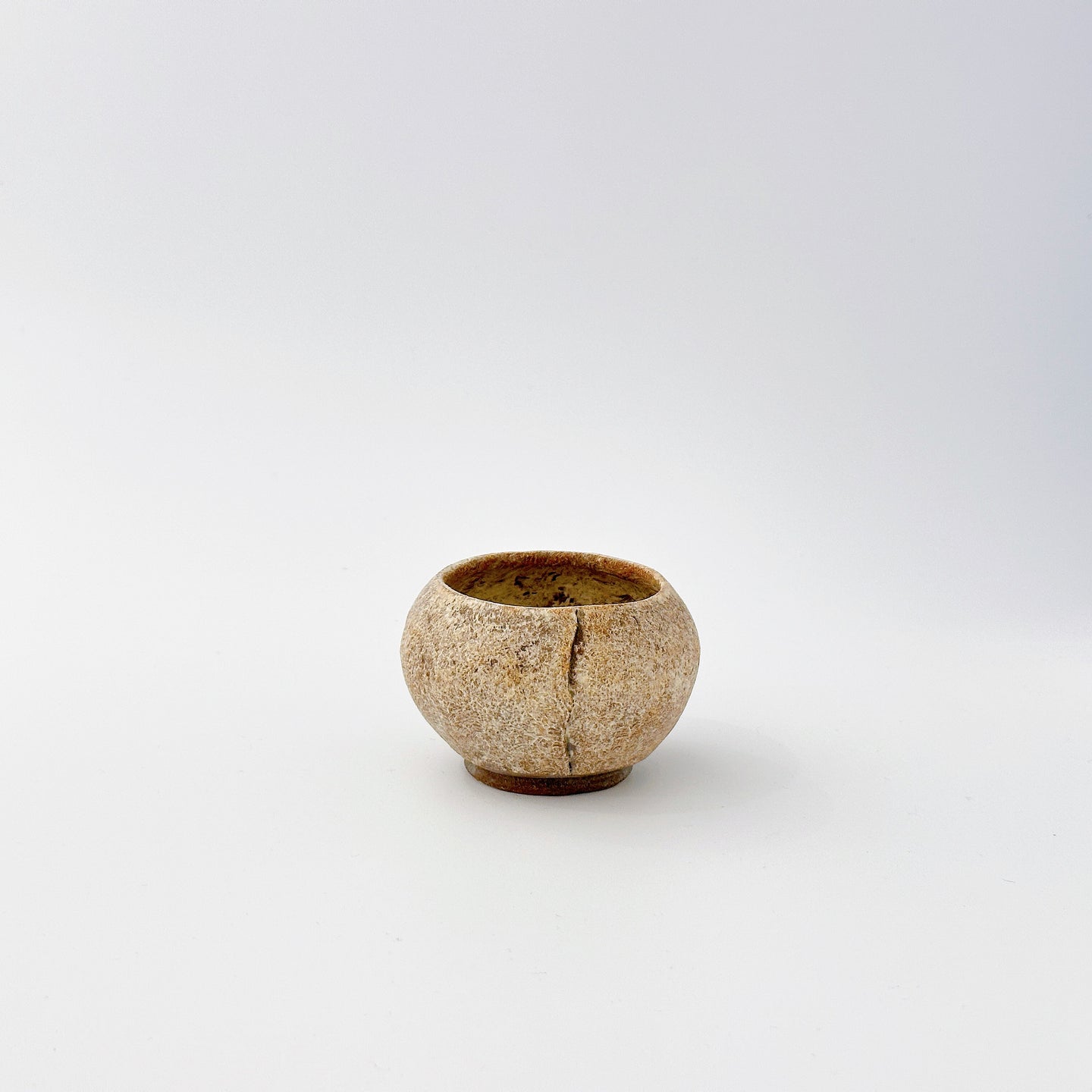 3201 Taeko KAJIHARA 梶原妙子 / Round Tea Cup 丸湯呑  粉打（赤）