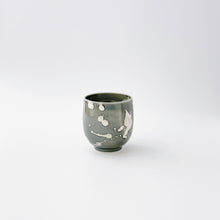 画像をギャラリービューアに読み込む, 井上祐希 Yuki INOUE / 釉滴湯呑 SUMIGRAY　Japanese Tea Cup, Glaze Drip (Sumi Gray)
