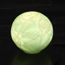 画像をギャラリービューアに読み込む, 川崎精一 Seiichi KAWASAKI/ 薔薇陰刻ランプ小　Small Lamp incised with Rose pattern
