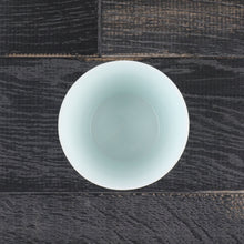 画像をギャラリービューアに読み込む, 中尾恭純 Yasuzumi NAKAO /　白磁線段ミニカップ  Short Cup with Line Pattern
