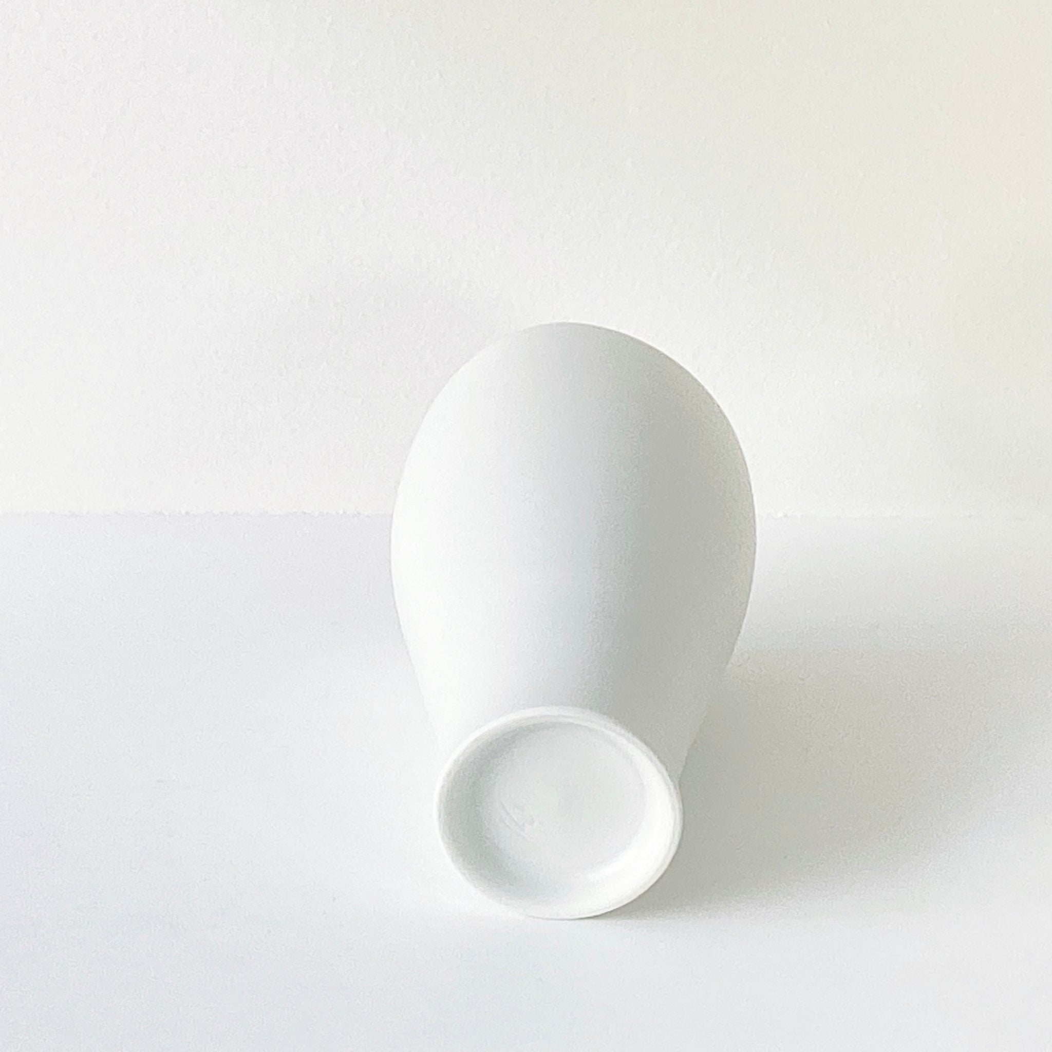 Hisaki SHOMURA 庄村久喜 /Tall Cup 白妙磁 トールカップ – 陶庵